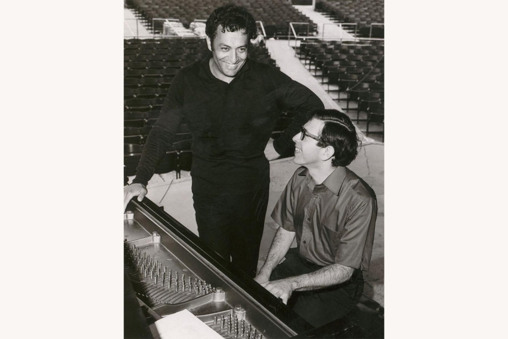 Zubin Mehta and Jerome Lowenthal at the piano during a rehearsal.